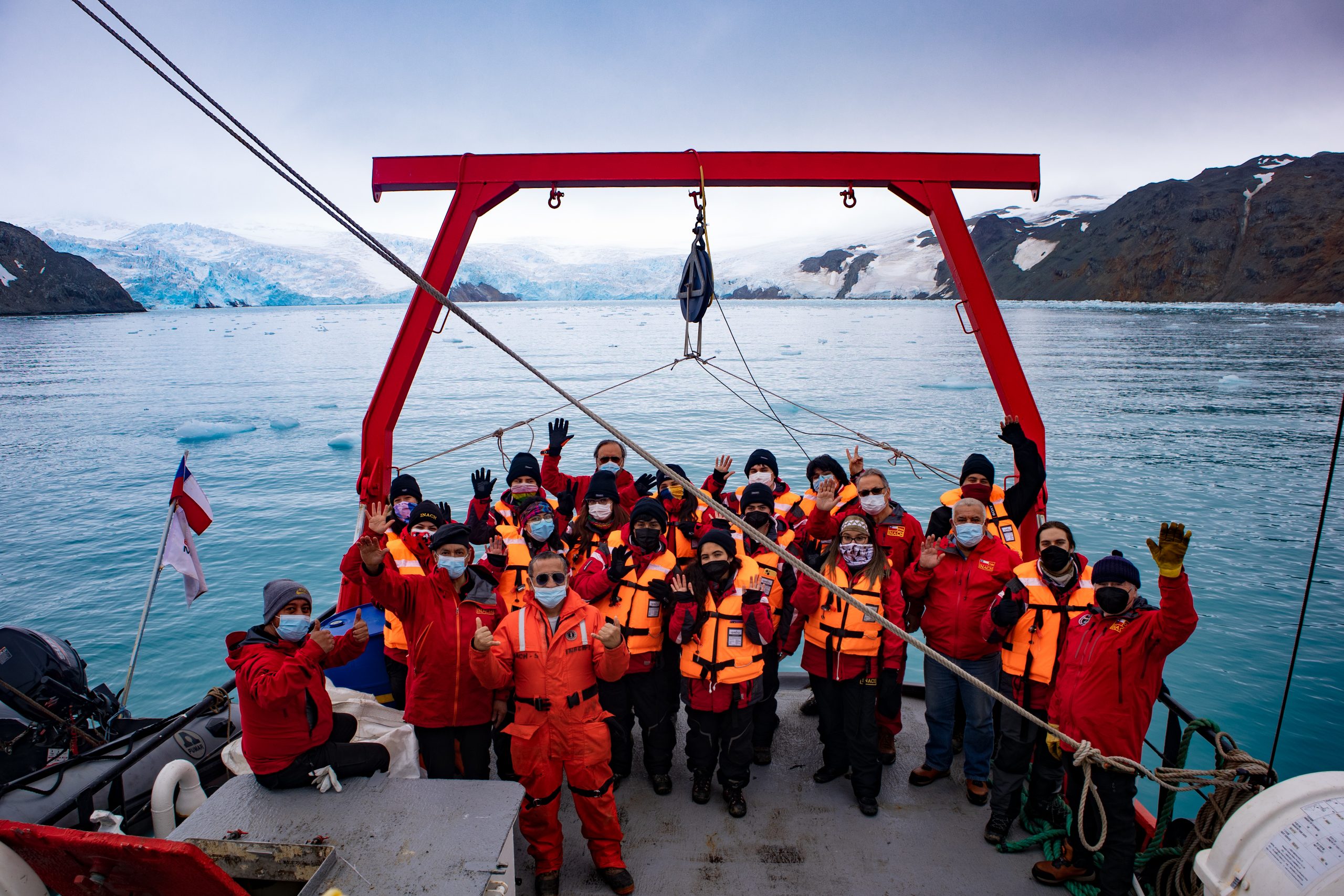 Escolares: ¿Cómo postular para viajar a la Antártica?