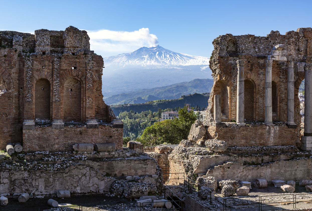 ¿Cuál fue el origen de las erupciones más grandes?