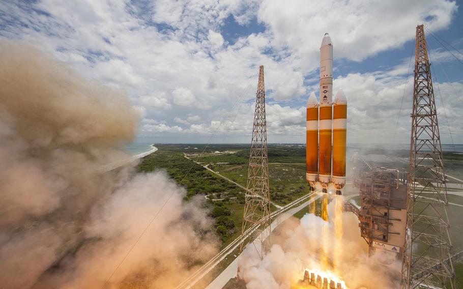 Delta IV pone en órbita un satélite en misión secreta