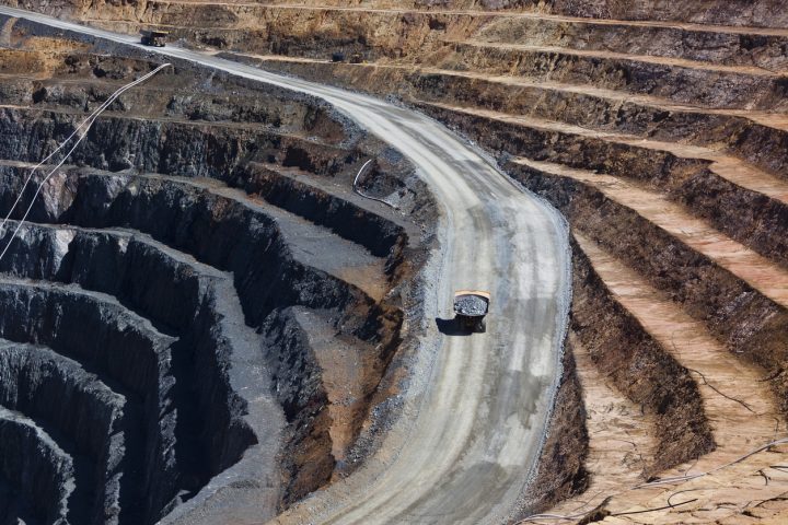 Minería metálica afecta a 23 millones de personas en el mundo