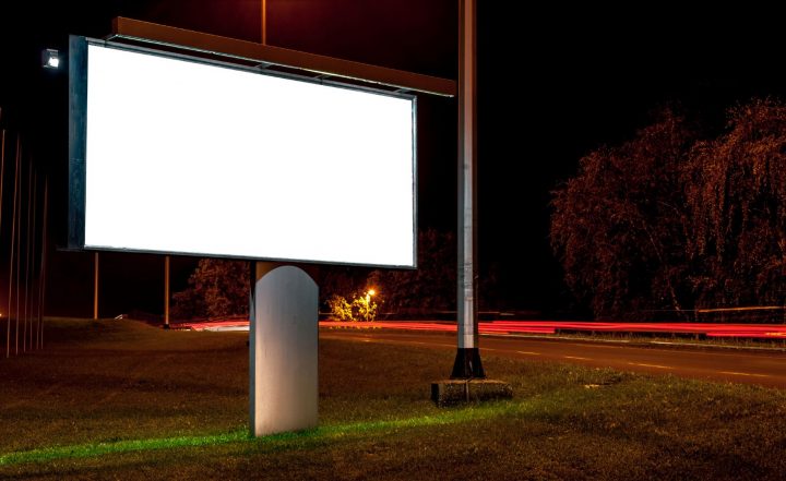 Nueva norma lumínica regulará pantallas publicitarias