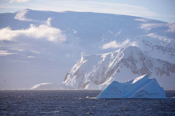 Evento de río atmosférico elevó temperaturas en la Antártica