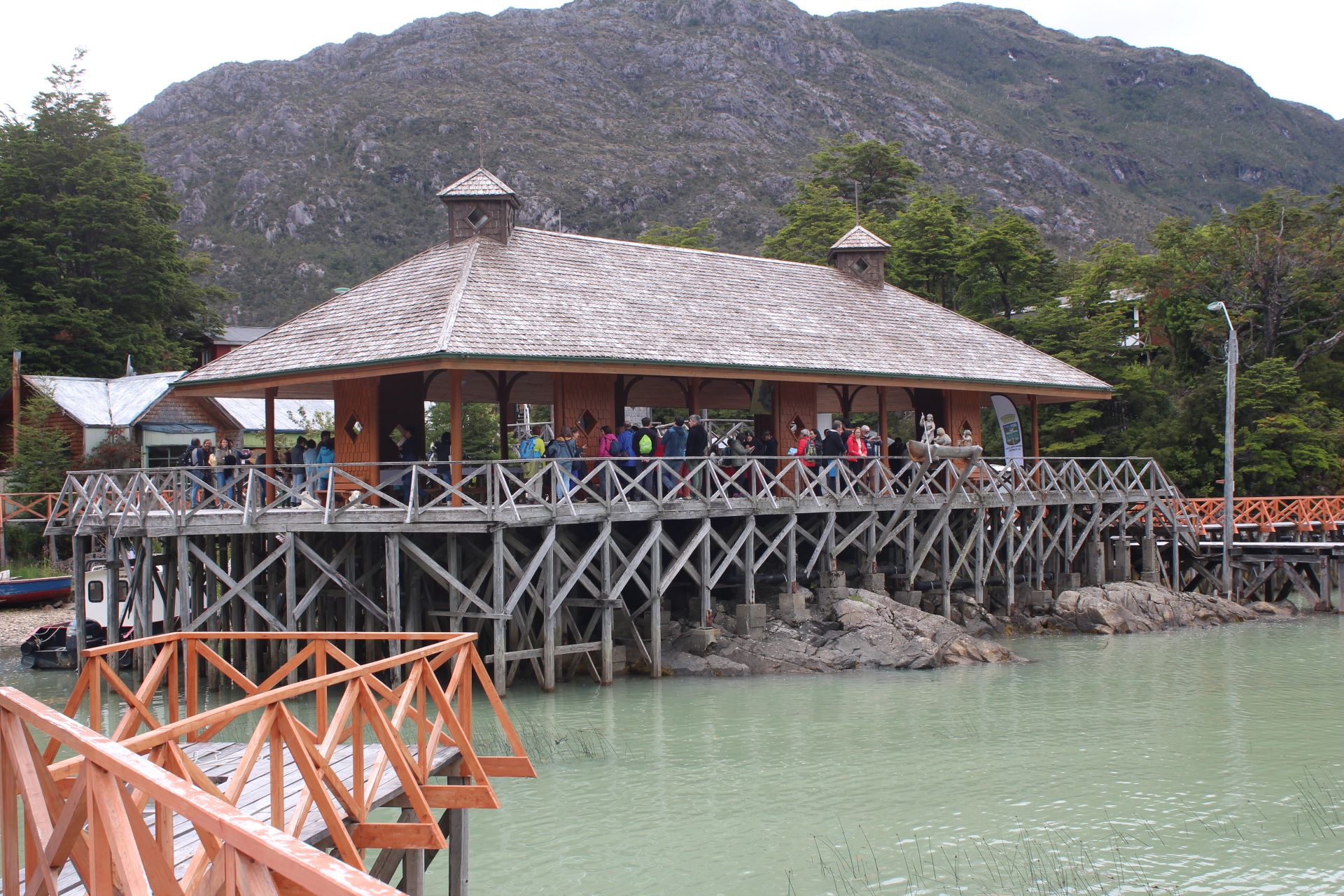 Caleta Tortel junto a UdeC crean Centro Ambiental y Turístico