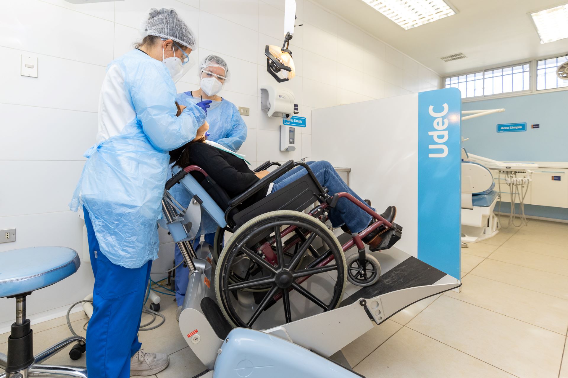 Clínica de Pacientes Especiales, una iniciativa pionera de la UdeC