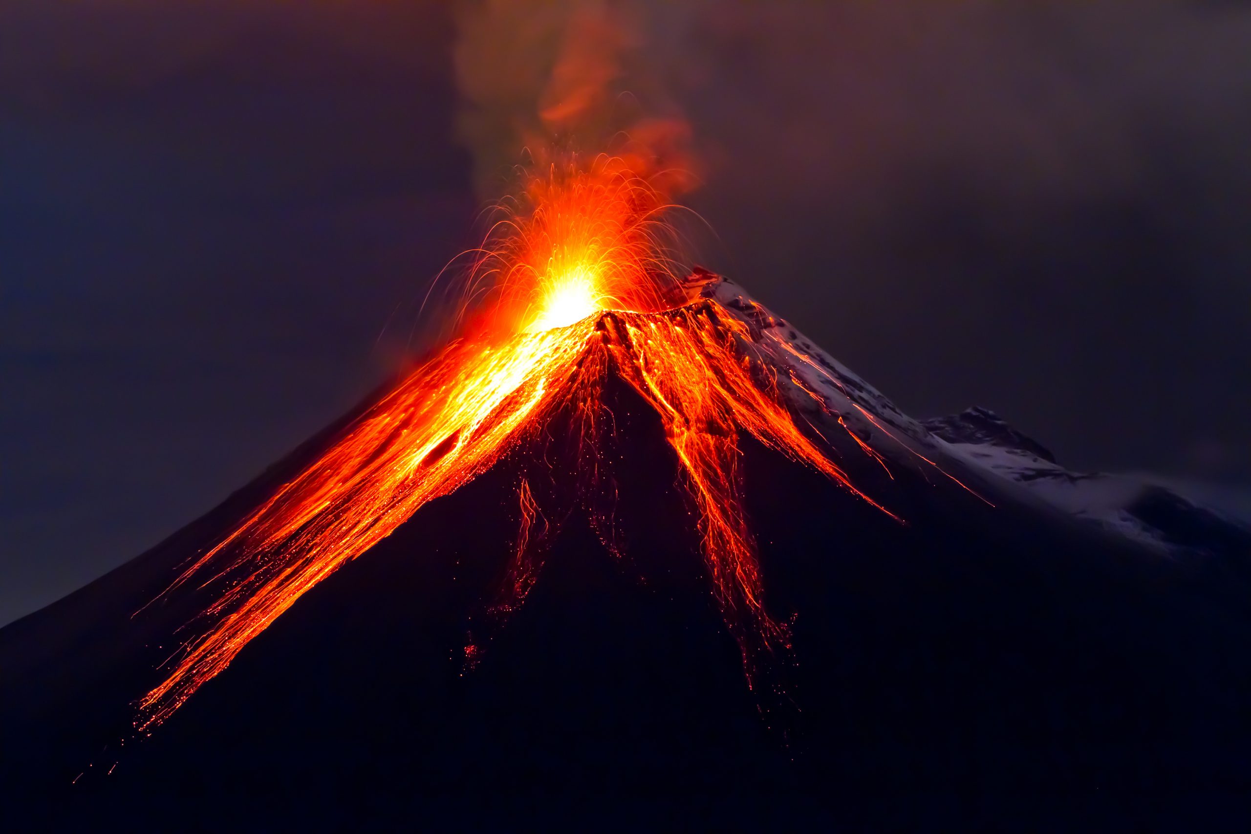 Chileno crea un sistema capaz de pronosticar erupciones volcánicas