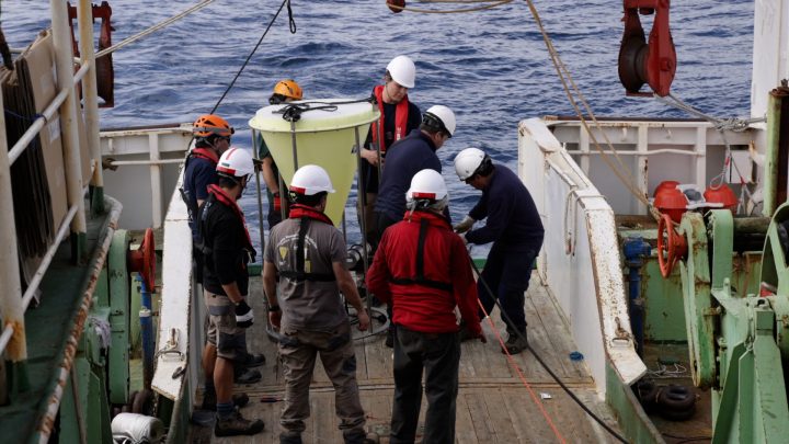 Centro de Instrumentación Oceanográfica permite explorar la Fosa de Atacama