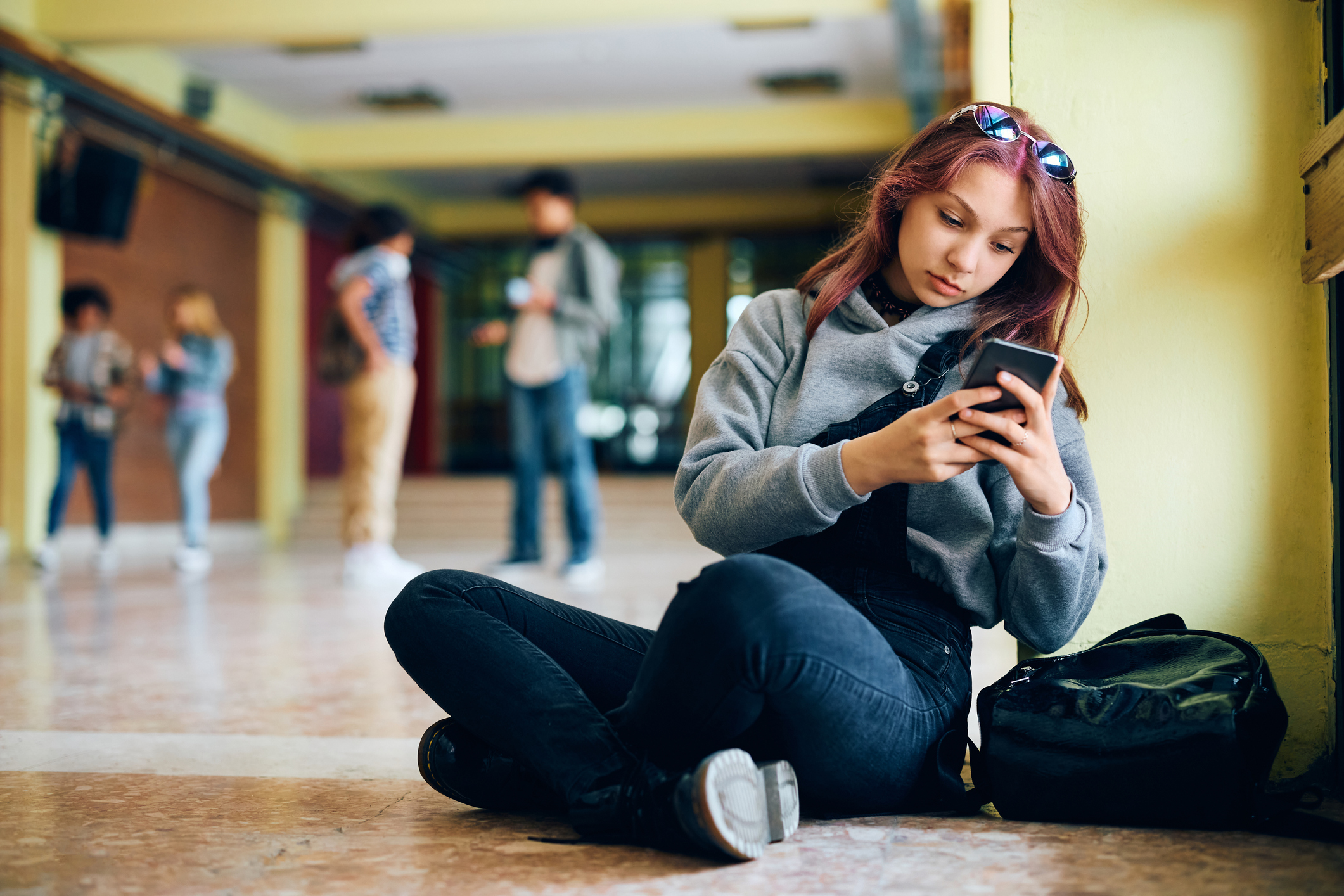 Estudio indaga cómo la acumulación digital puede afectar el rendimiento académico