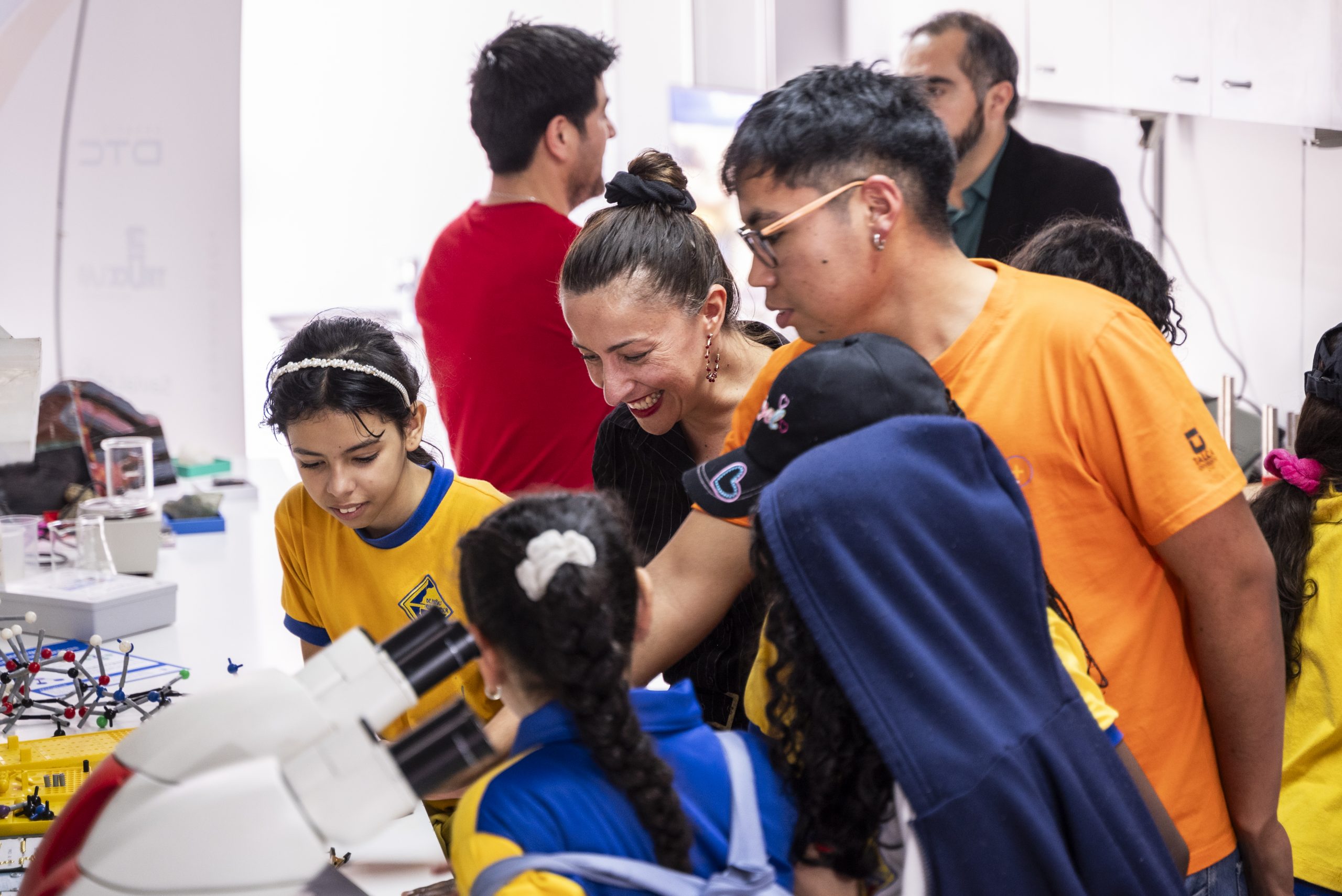 Tres fiestas gratuitas cerrarán el Festival de las Ciencias este fin de semana