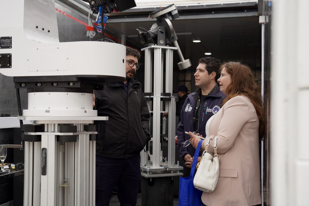 Valparaíso inaugura su primer observatorio para monitorear satélites y basura espacial