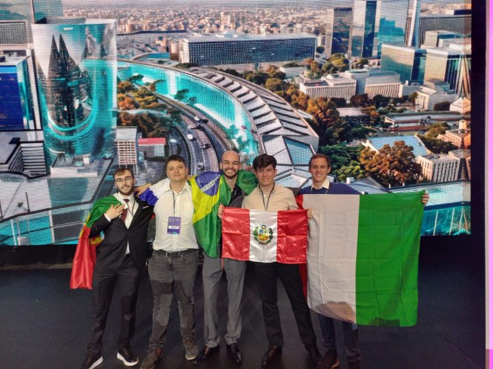 Estudiante chileno triunfa en olimpiada internacional de microelectrónica