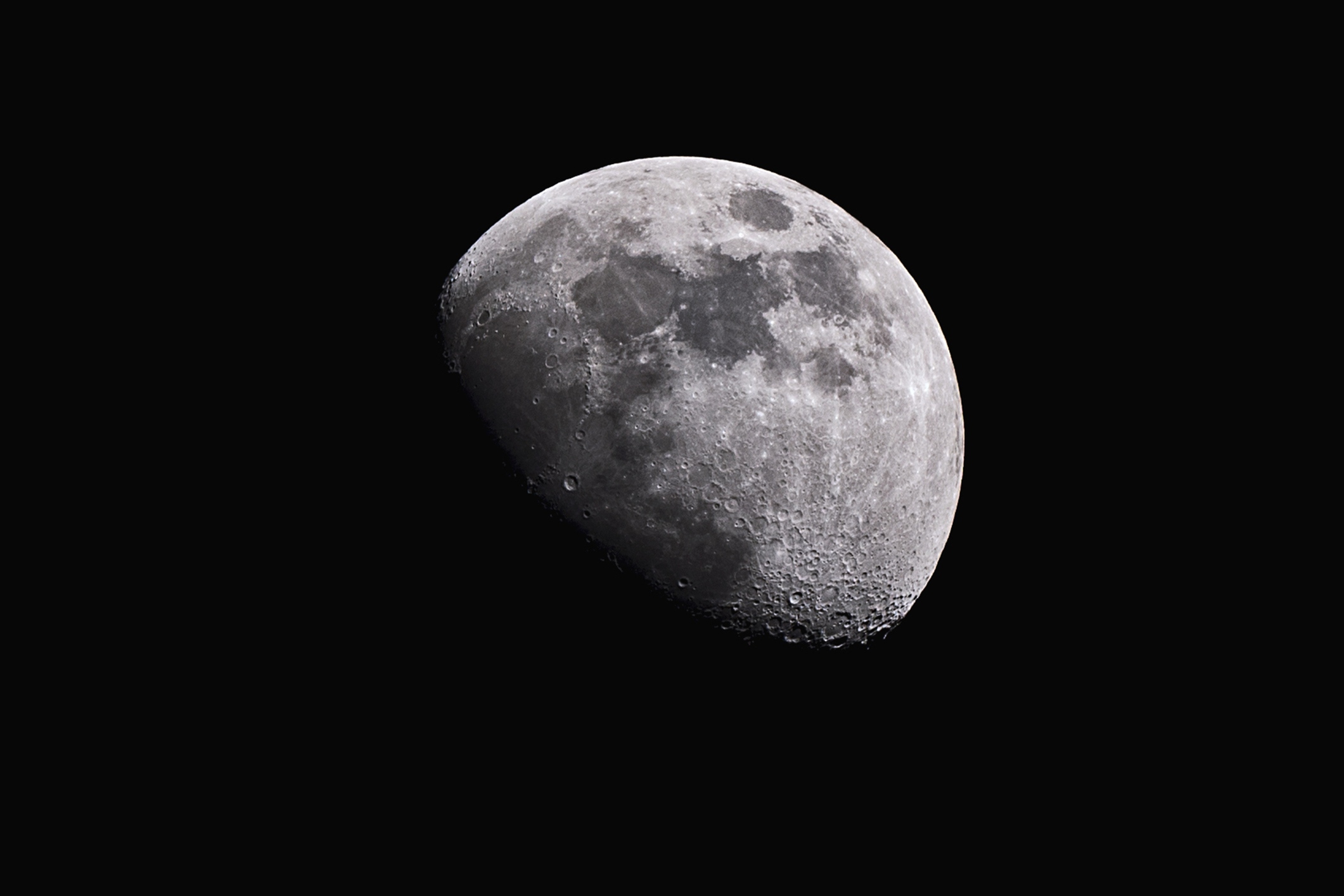 La Luna podría ser más antigua de lo que se creía