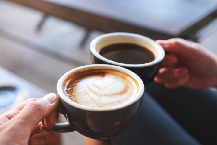 Tomar café en la mañana sería más efectivo para proteger el corazón